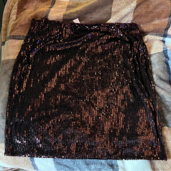 Lauren Woman Sequined Tulle Pencil Skirt - Picture 7 of 9